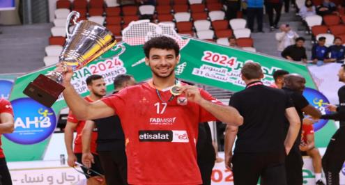 كرة يد.. الإصابة تنهي مشوار نجم الأهلي في بطولة كأس الكؤوس الإفريقية